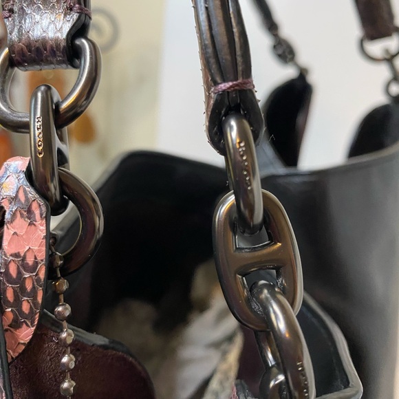 Coach Black and Brown Leather Shoulder Bag